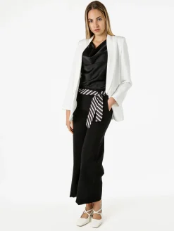 Solada Pantaloni donna cropped a gamba larga con cintura a foulard - nero