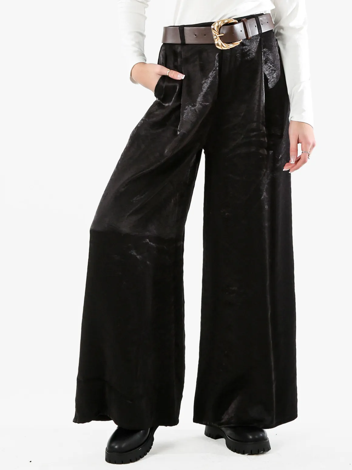 Solada Pantaloni donna leggeri a palazzo in tessuto cangiante - nero