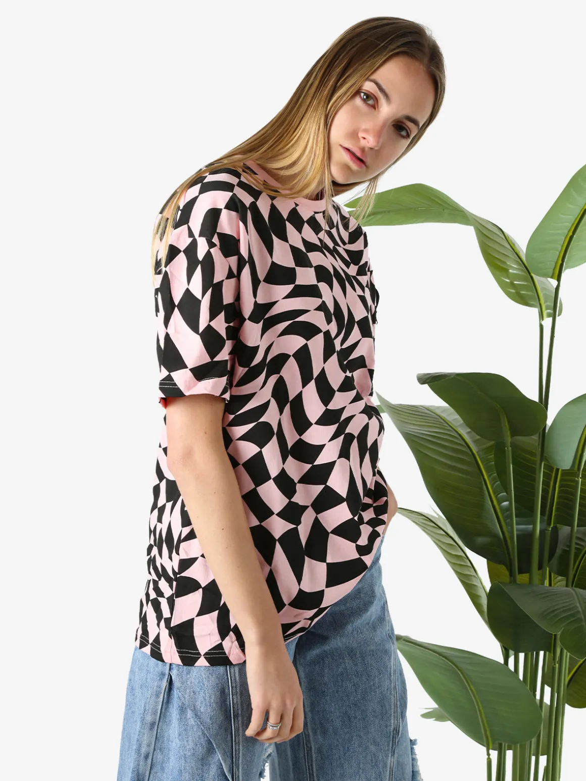 Solada T-shirt donna oversize con stampe geometriche bicolore e taschino sulla manica - rosa