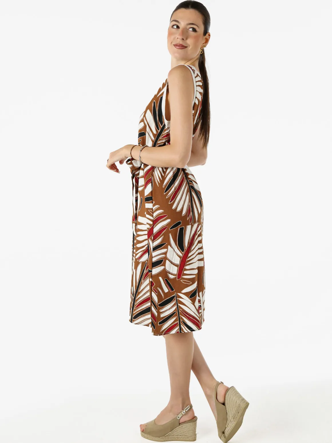 Solada Vestito smanicato da donna con stampe - cammello