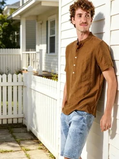Tmk Camicia da uomo leggera a maniche corte con colletto alla coreana - marrone