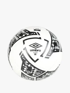 Umbro NEO SWERVE Pallone da calcio