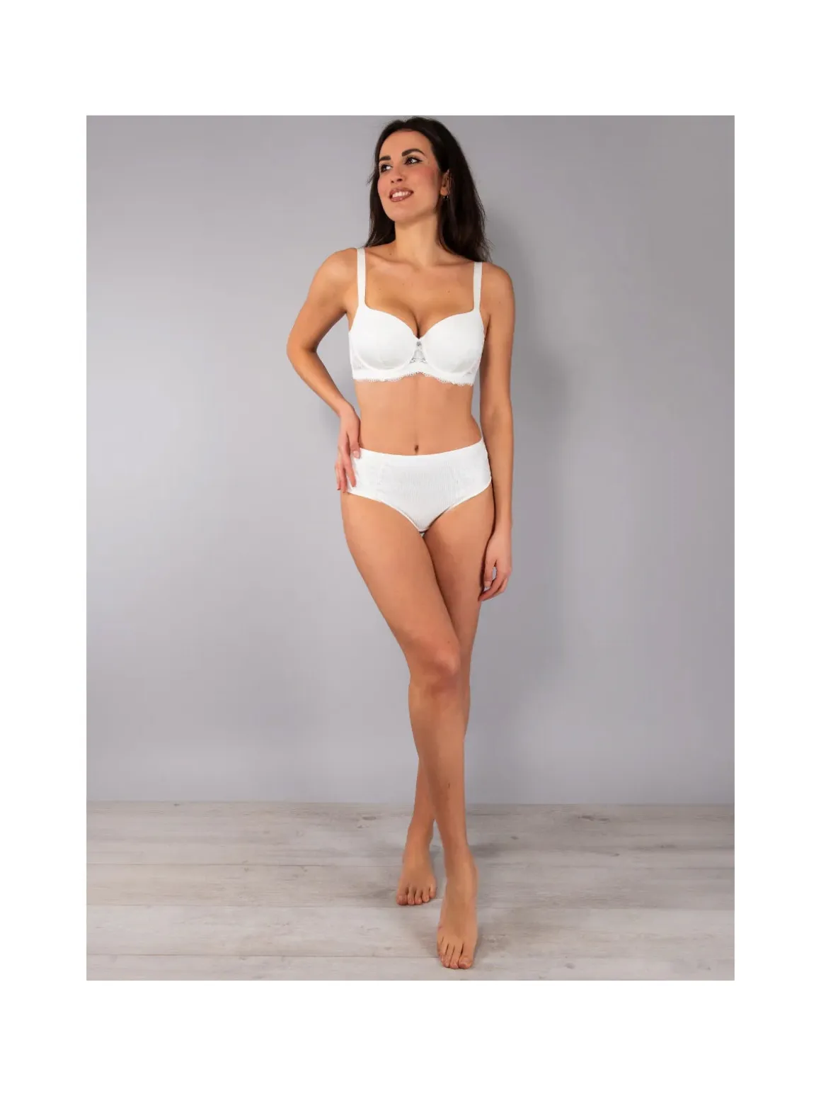Verde Veronica AR14 Reggiseno imbottito preformato con ferretto coppa C - panna